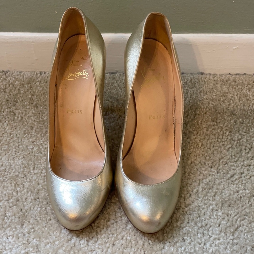 Christian Louboutin Pumps, gold size 37, used